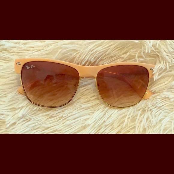 RayBan- Brand New Chic Sunglasses - Picture 1 of 6
